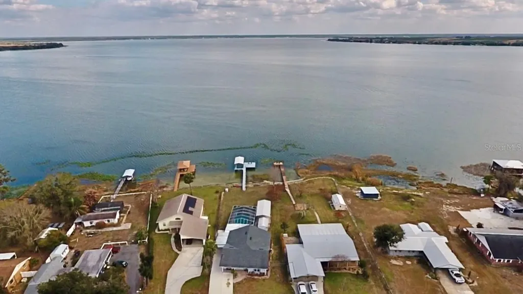 148 N Lake Reedy Boulevard Frostproof FL 33843