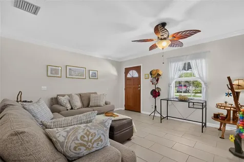 148 N Lake Reedy Boulevard Frostproof FL 33843