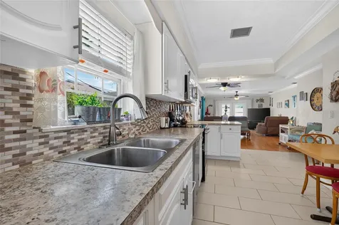 148 N Lake Reedy Boulevard Frostproof FL 33843