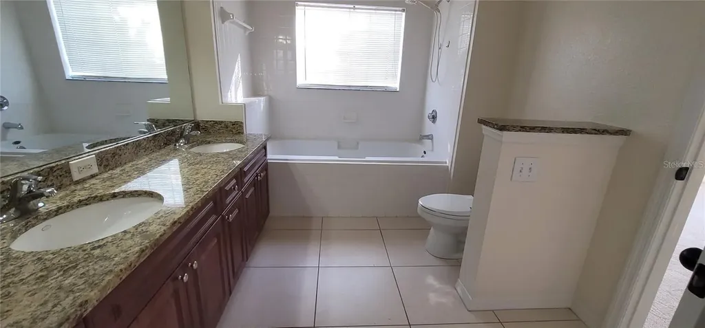 3707 Conroy Road Orlando FL 32839