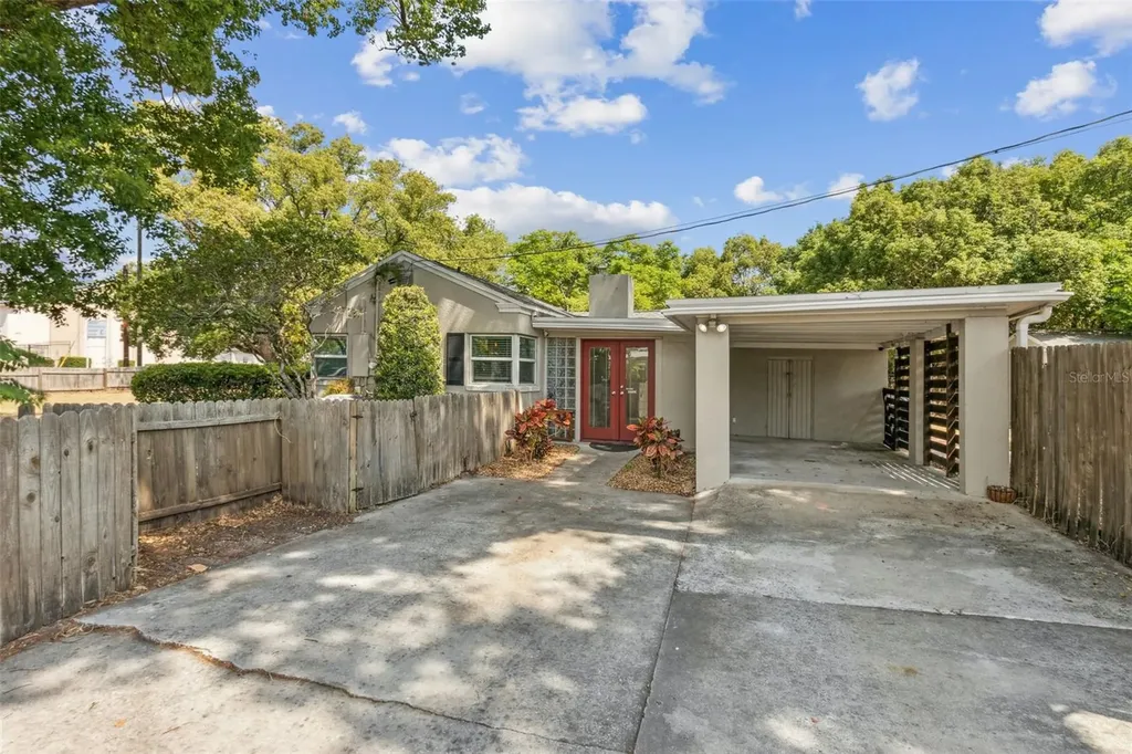 4701 Goddard Avenue Orlando FL 32804