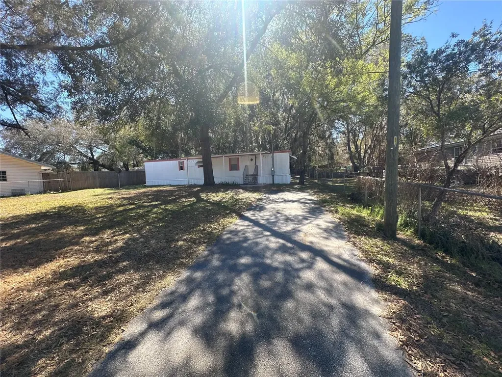 9150 SE 142nd Place Summerfield FL 34491