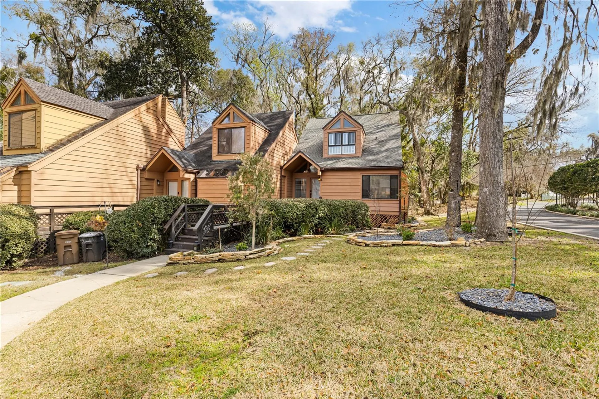 1621 NE 2nd Street Ocala FL 34470