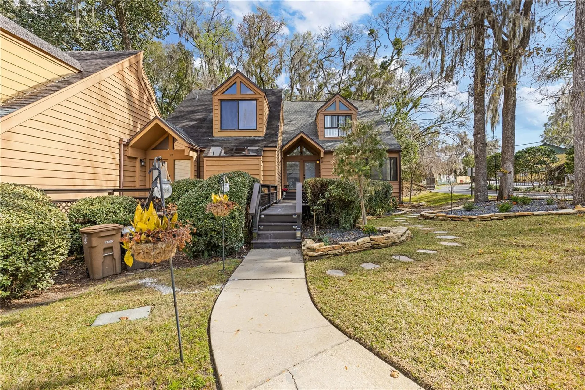 1621 NE 2nd Street Ocala FL 34470