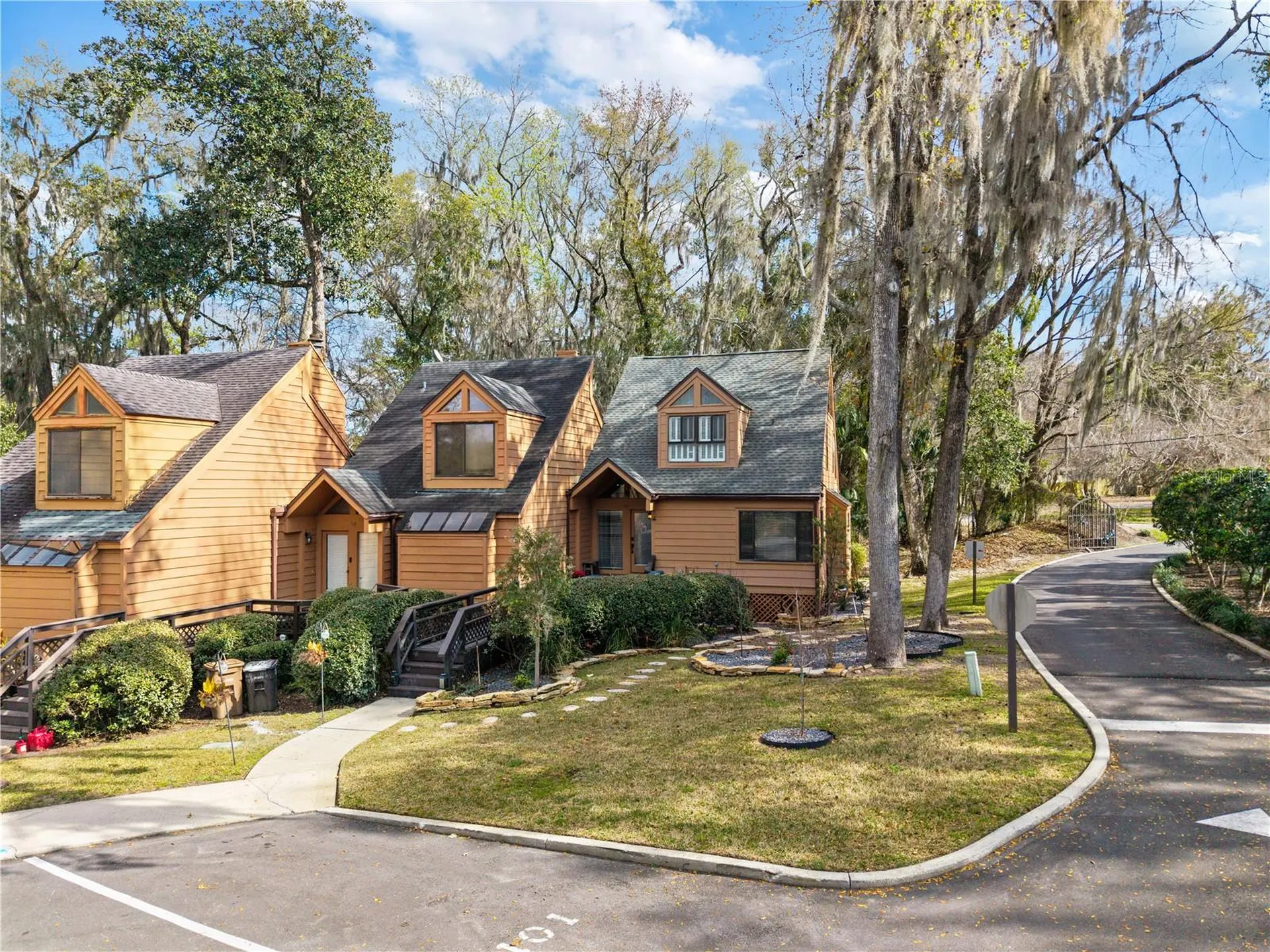 1621 NE 2nd Street Ocala FL 34470