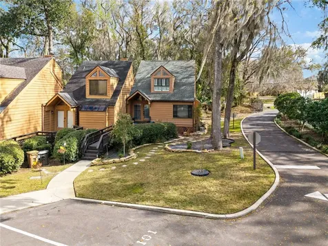 1621 NE 2nd Street Ocala FL 34470