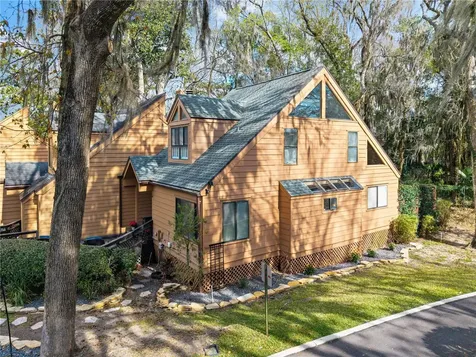 1621 NE 2nd Street Ocala FL 34470