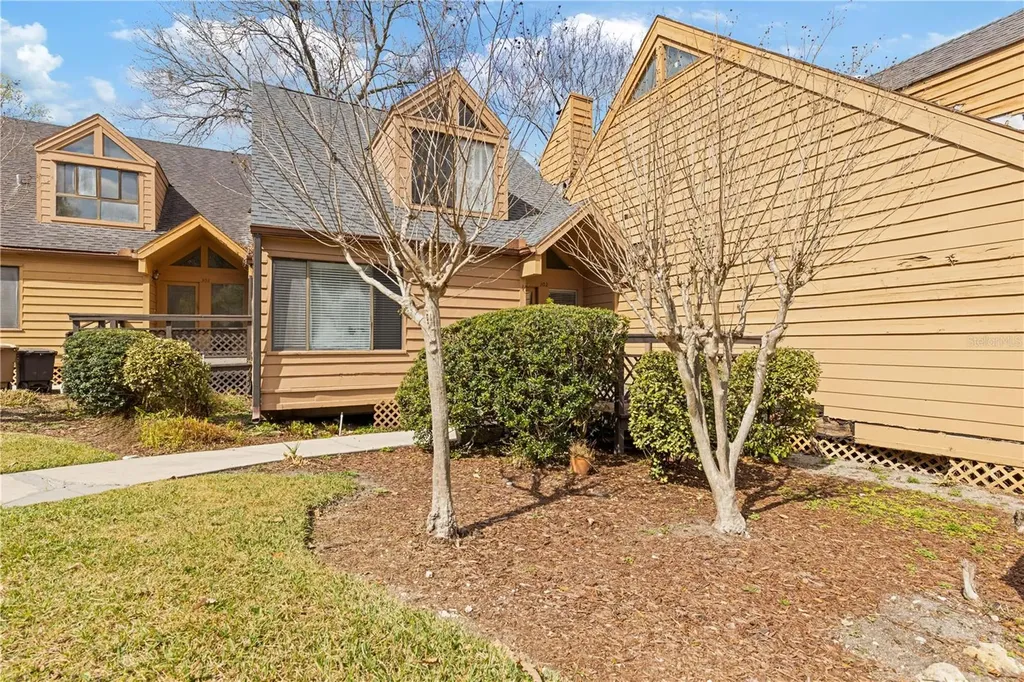 1621 NE 2nd Street Ocala FL 34470