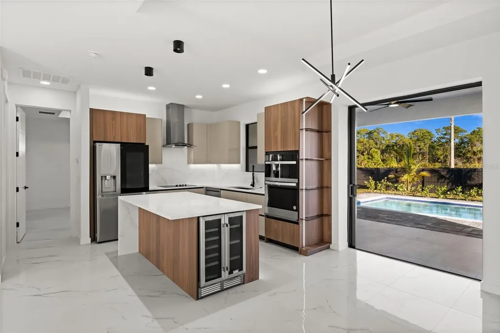 1621 NW 23rd Terrace Cape Coral FL 33993