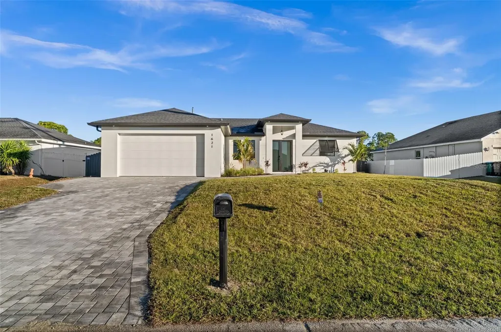 1621 NW 23rd Terrace Cape Coral FL 33993