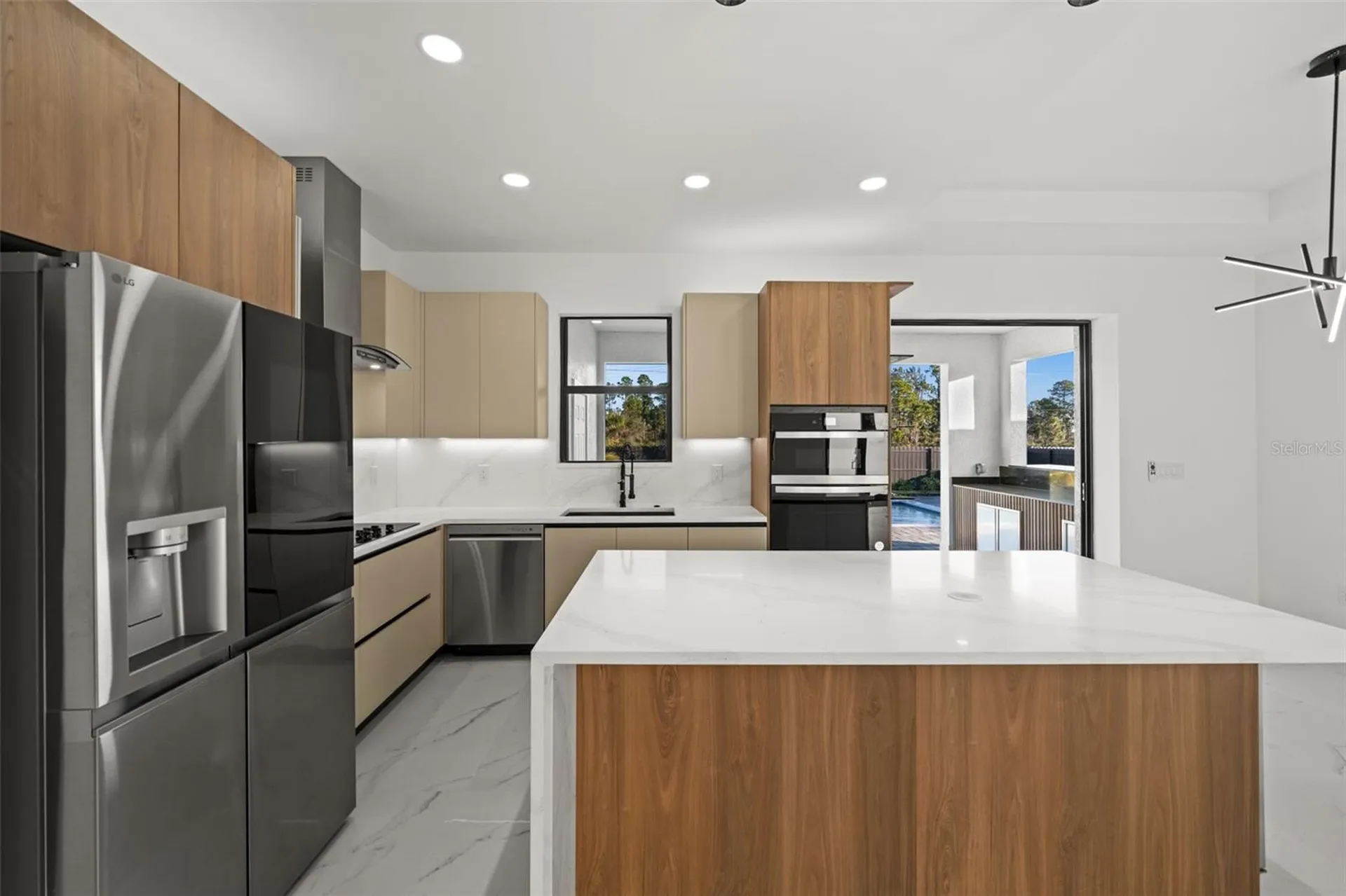 1621 NW 23rd Terrace Cape Coral FL 33993