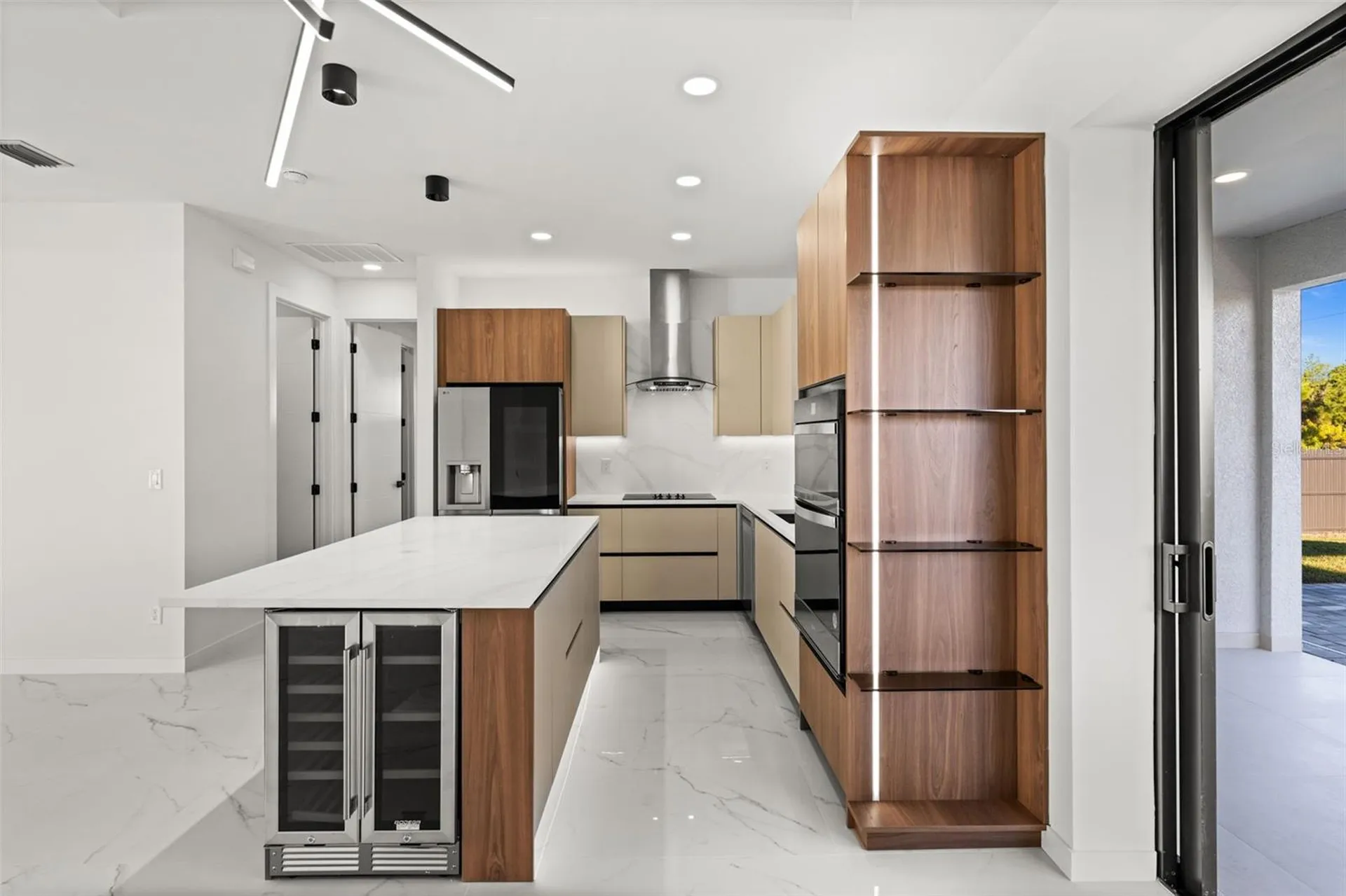 1621 NW 23rd Terrace Cape Coral FL 33993