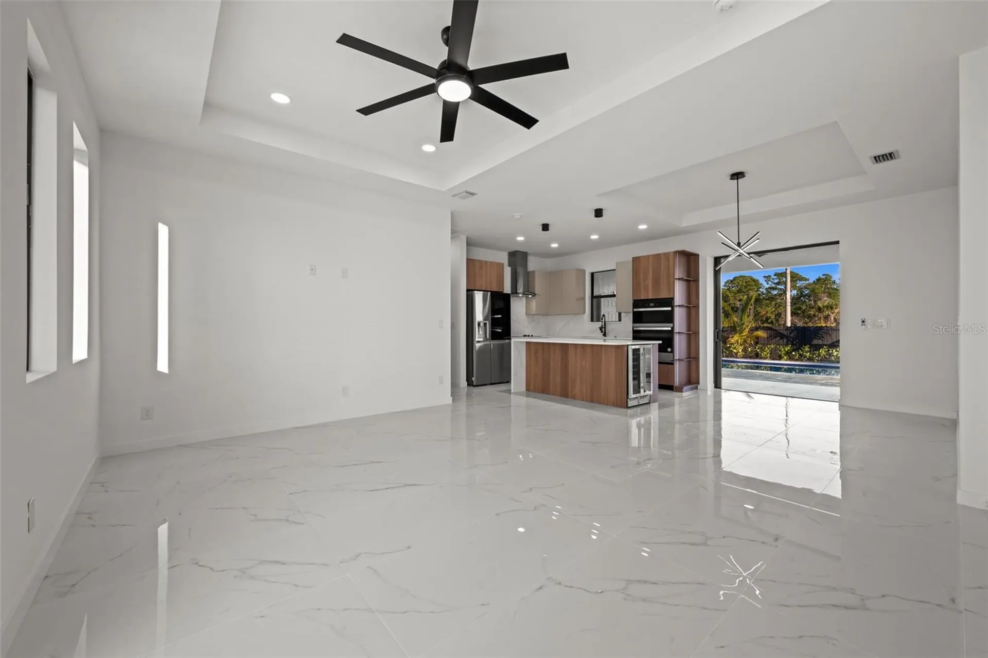 1621 NW 23rd Terrace Cape Coral FL 33993