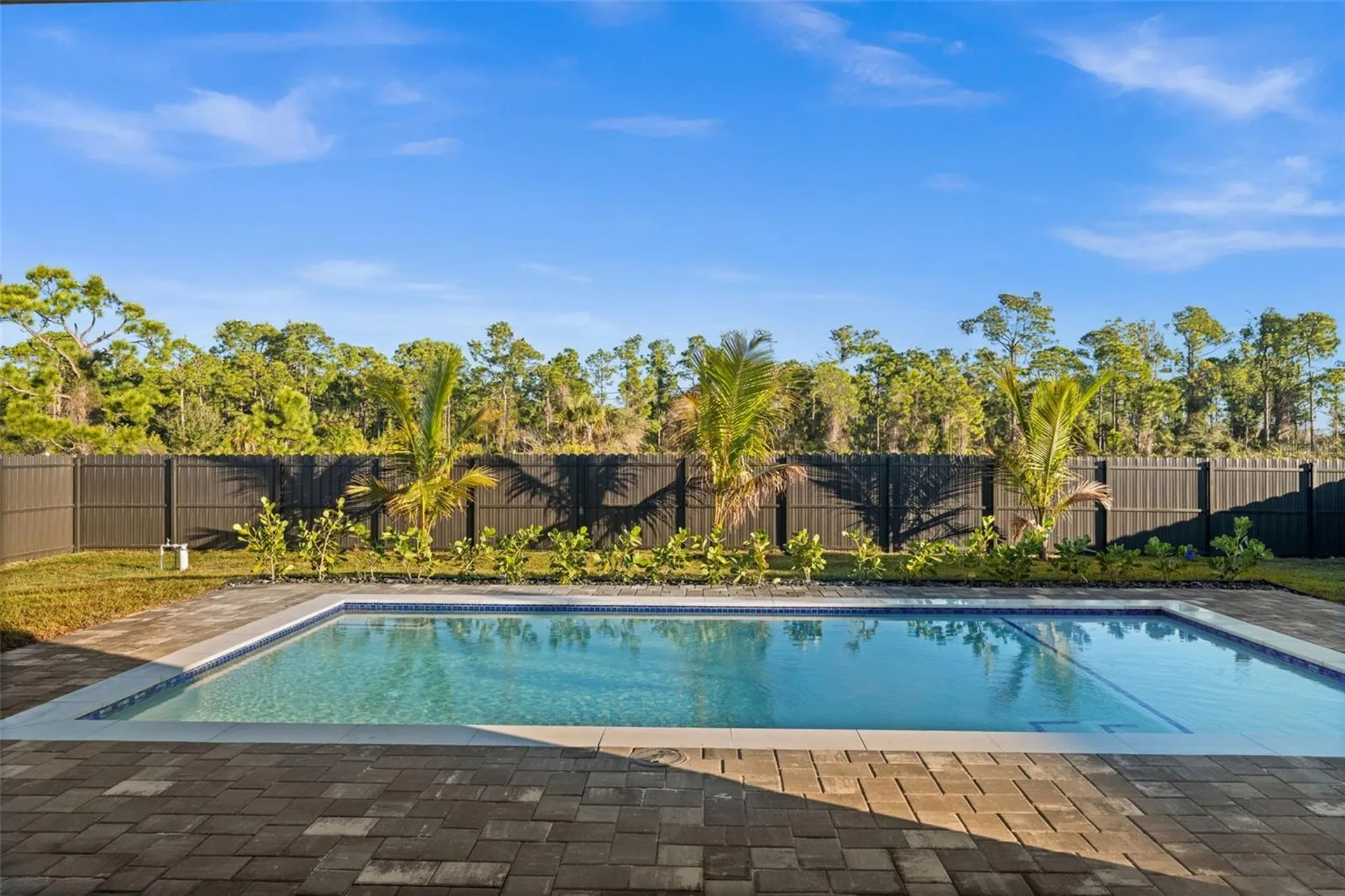 1621 NW 23rd Terrace Cape Coral FL 33993