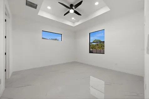 1621 NW 23rd Terrace Cape Coral FL 33993