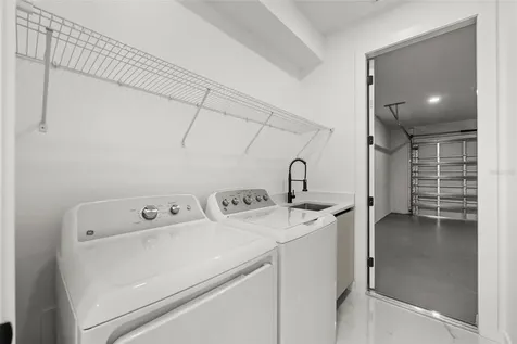 1621 NW 23rd Terrace Cape Coral FL 33993