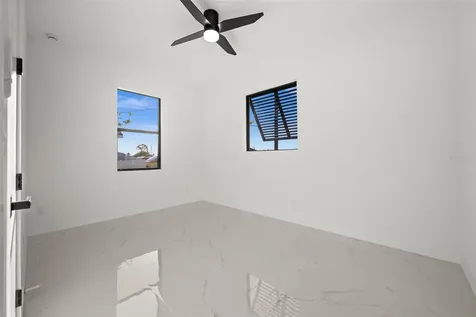 1621 NW 23rd Terrace Cape Coral FL 33993