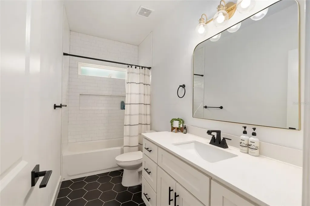 1759 SW 67th Circle Gainesville FL 32607