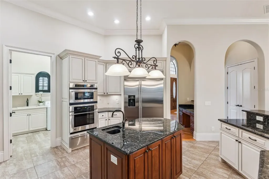2008 Center Drive Casselberry FL 32707