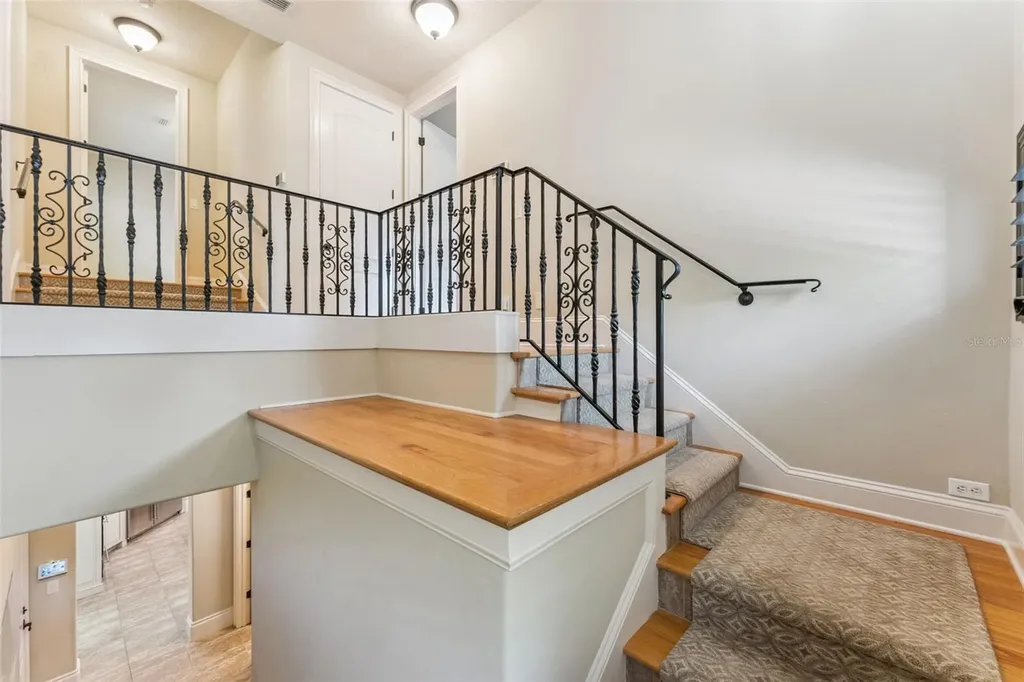 2008 Center Drive Casselberry FL 32707