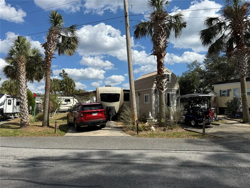 2875 NE 102nd Avenue Road Silver Springs FL 34488