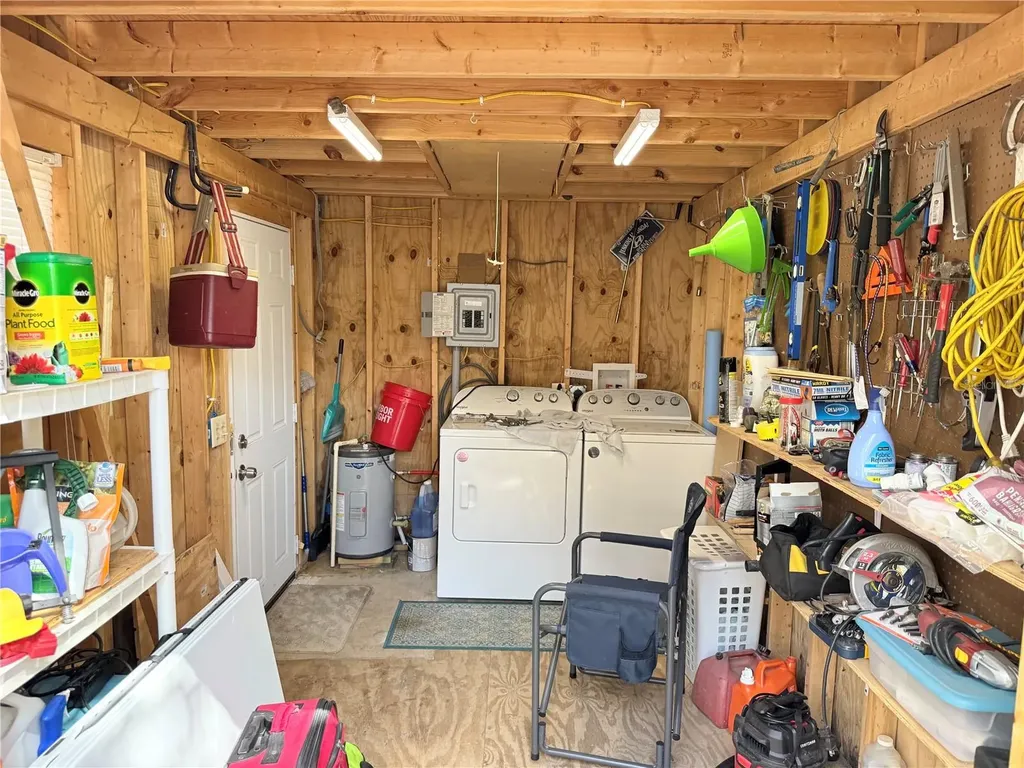 2875 NE 102nd Avenue Road Silver Springs FL 34488