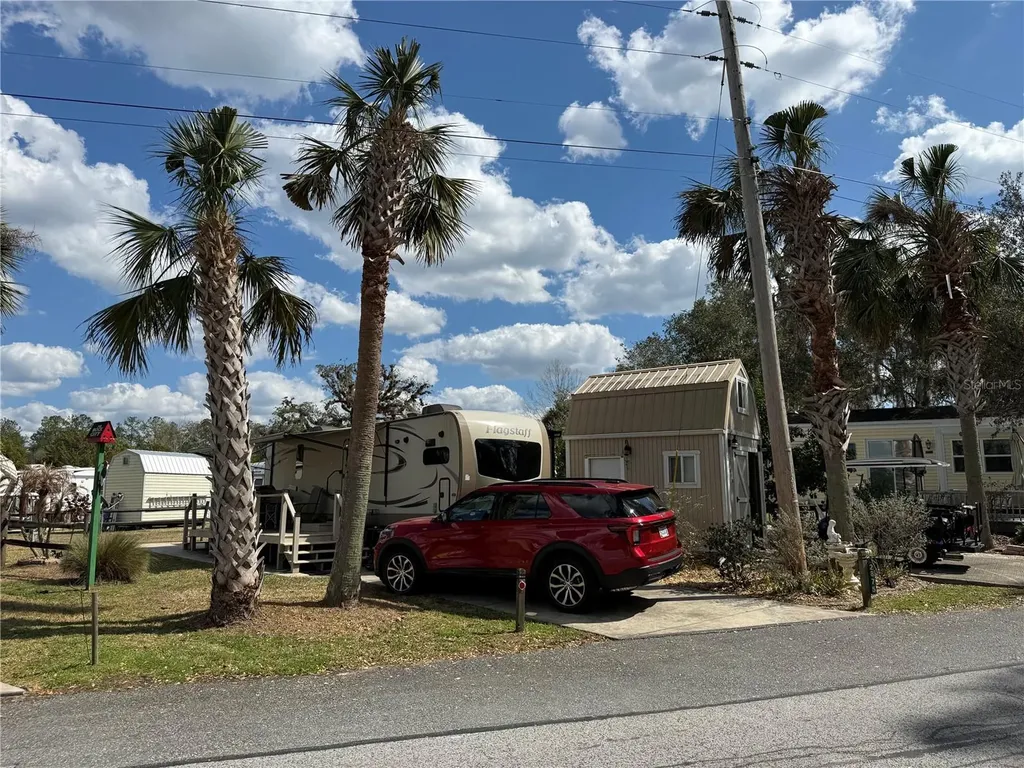 2875 NE 102nd Avenue Road Silver Springs FL 34488