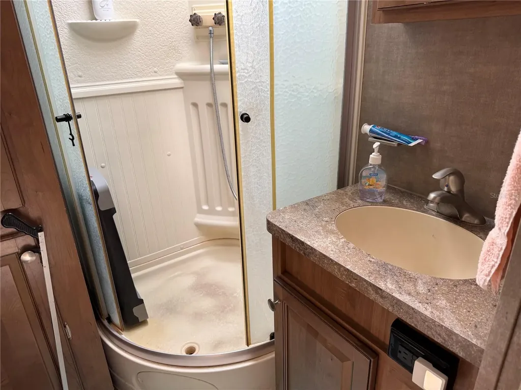 2875 NE 102nd Avenue Road Silver Springs FL 34488