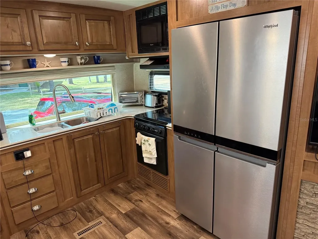 2875 NE 102nd Avenue Road Silver Springs FL 34488