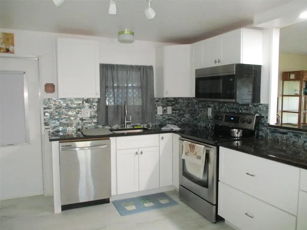 34542 Sweetpea Lane Zephyrhills FL 33541