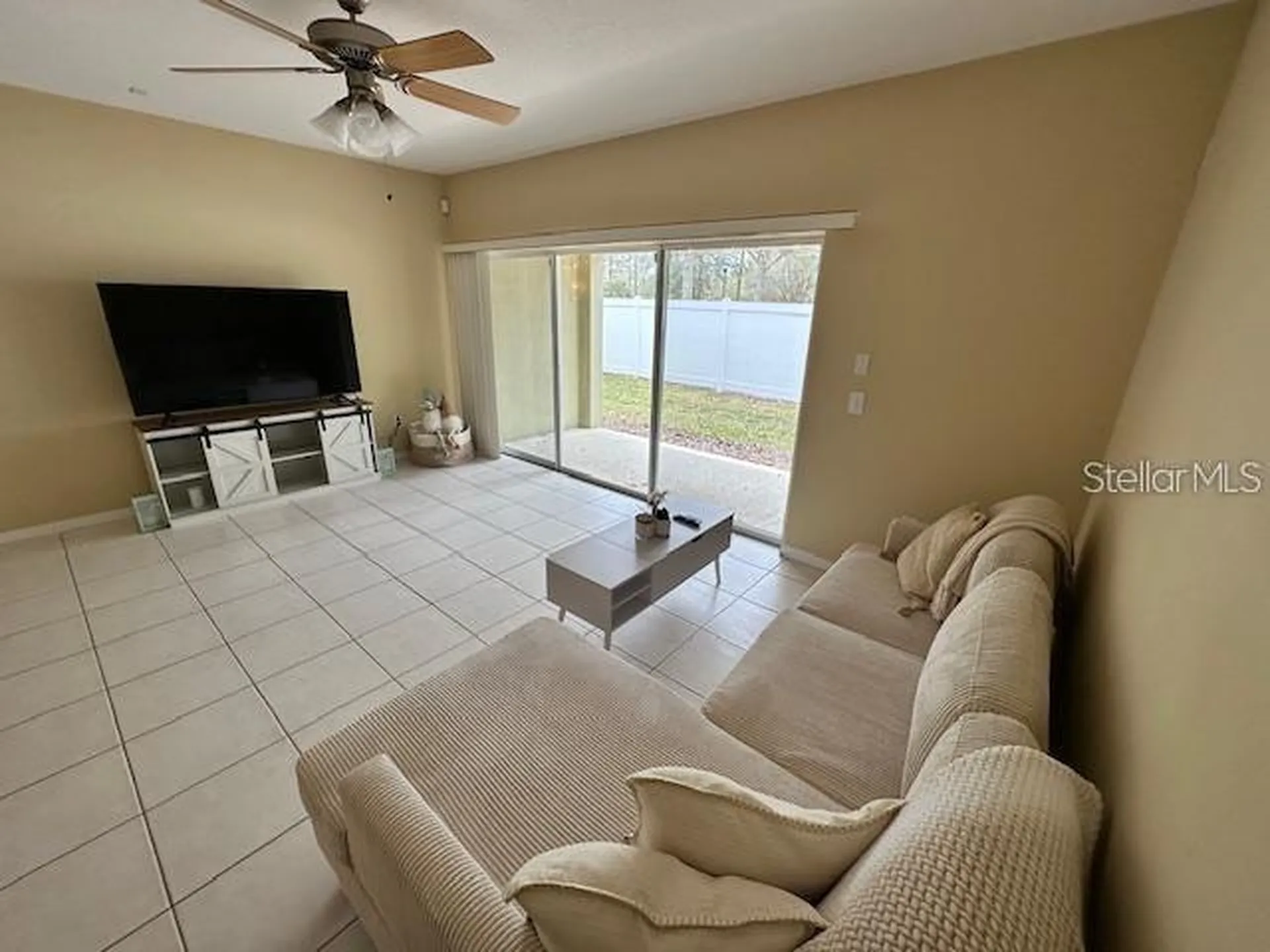 20418 Needletree Drive Tampa FL 33647