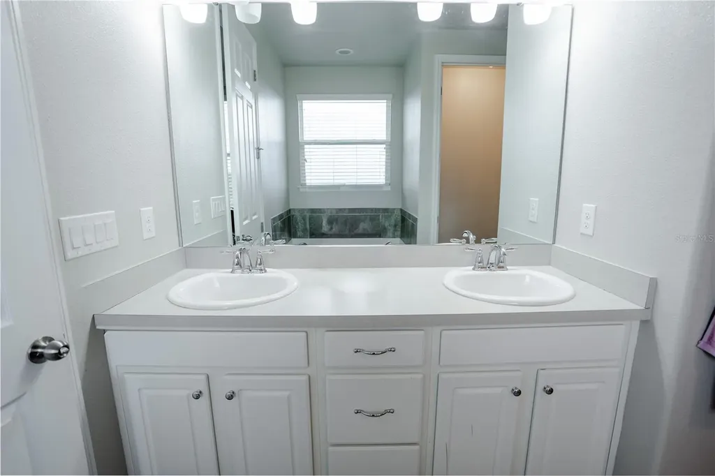 2963 Sera Bella Way Kissimmee FL 34744