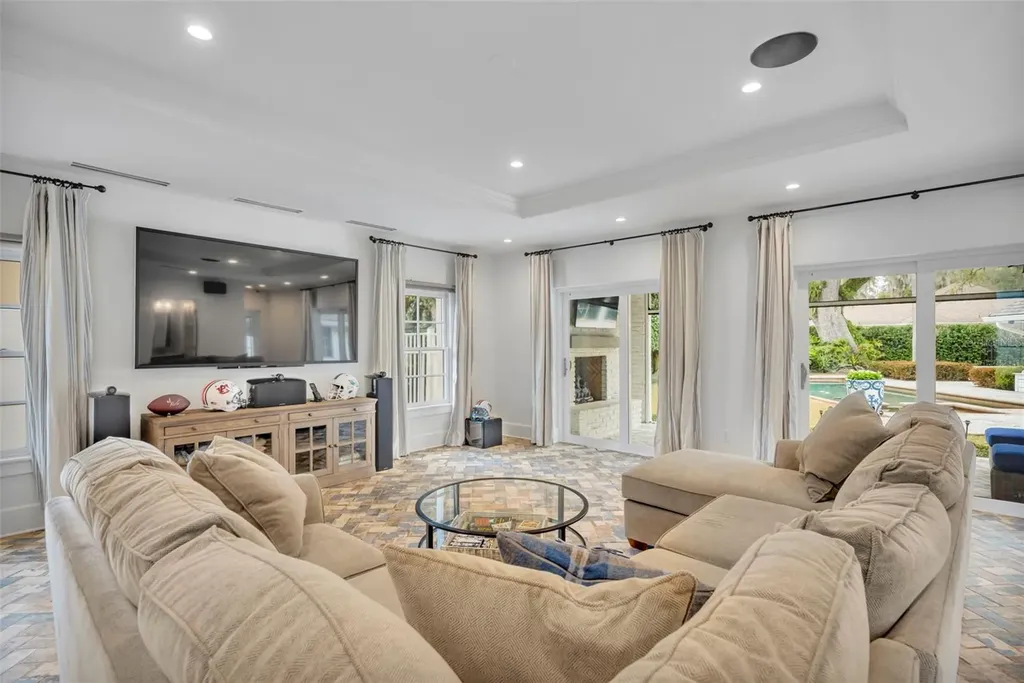 700 Pinetree Road Winter Park FL 32789