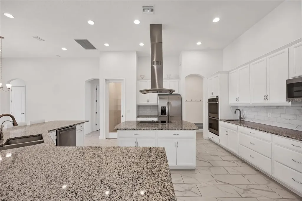 6927 Indus Valley Circle Parrish FL 34219