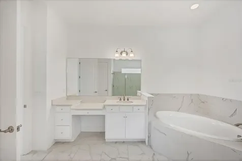 6927 Indus Valley Circle Parrish FL 34219