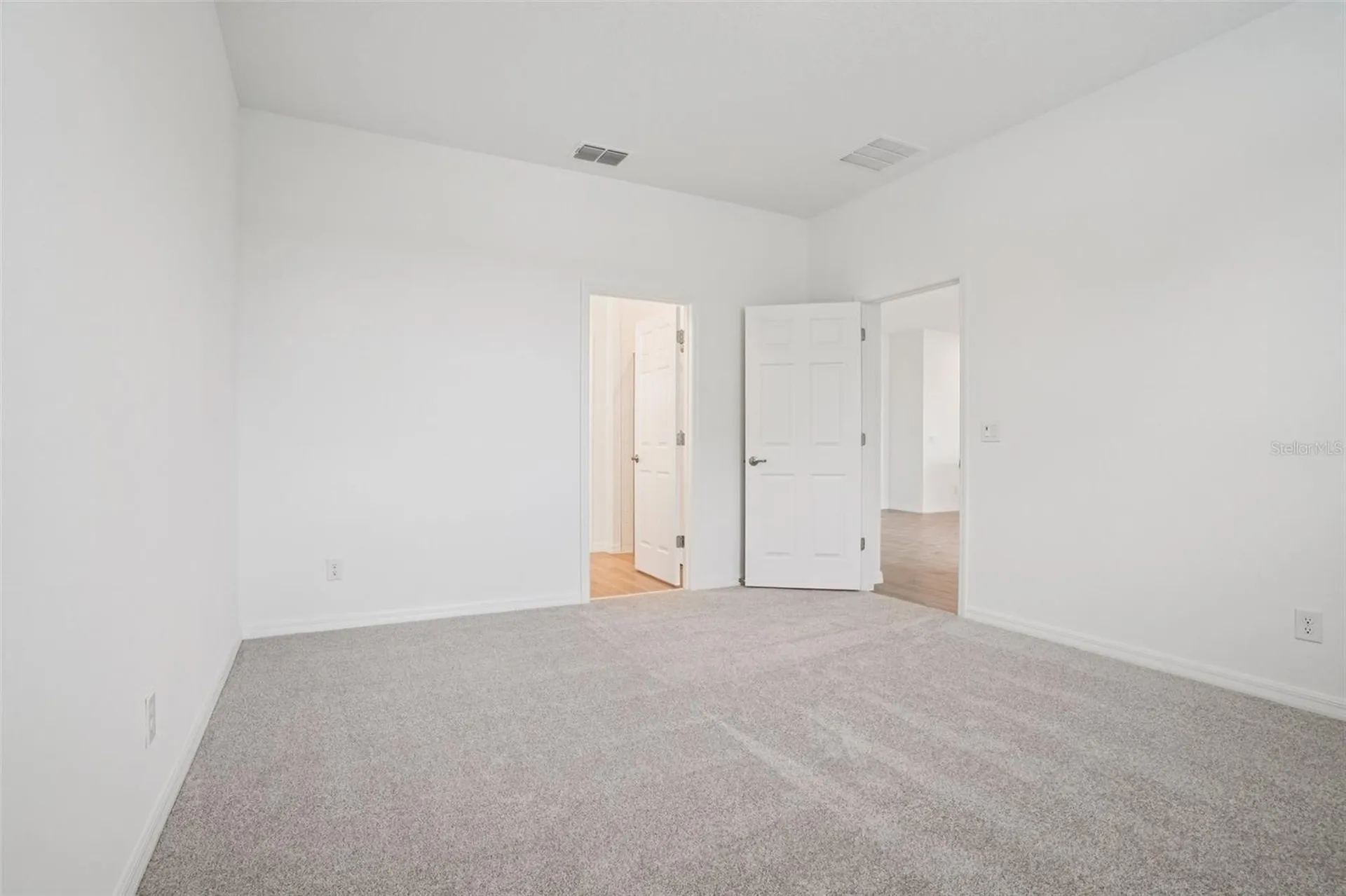 700 Farfields Street Deland FL 32724