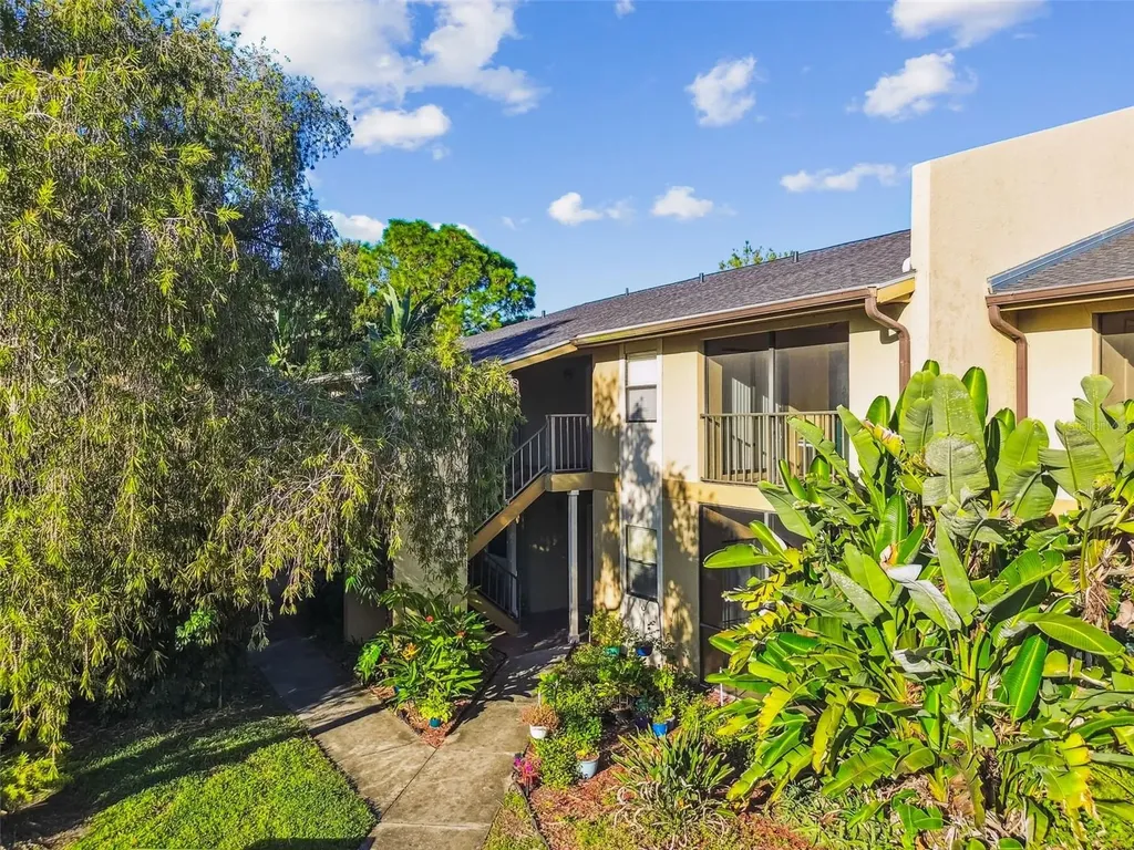 10101 Sailwinds Boulevard S Largo FL 33773