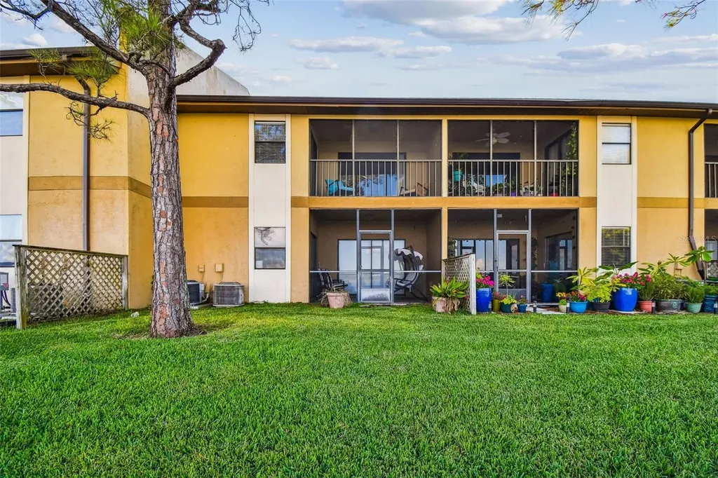 10101 Sailwinds Boulevard S Largo FL 33773