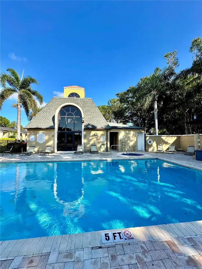 10101 Sailwinds Boulevard S Largo FL 33773