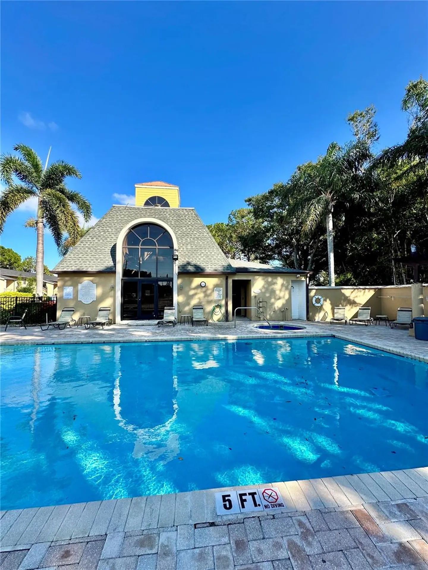 10101 Sailwinds Boulevard S Largo FL 33773