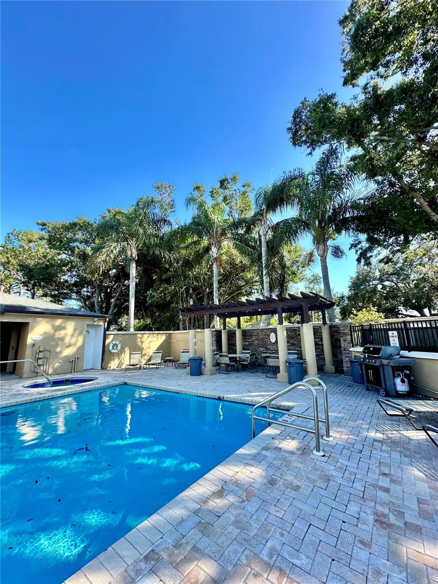 10101 Sailwinds Boulevard S Largo FL 33773
