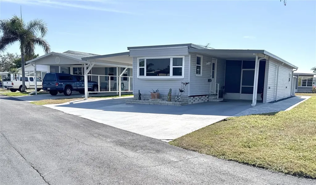 606 Mount Lancaster Avenue NE St Petersburg FL 33702