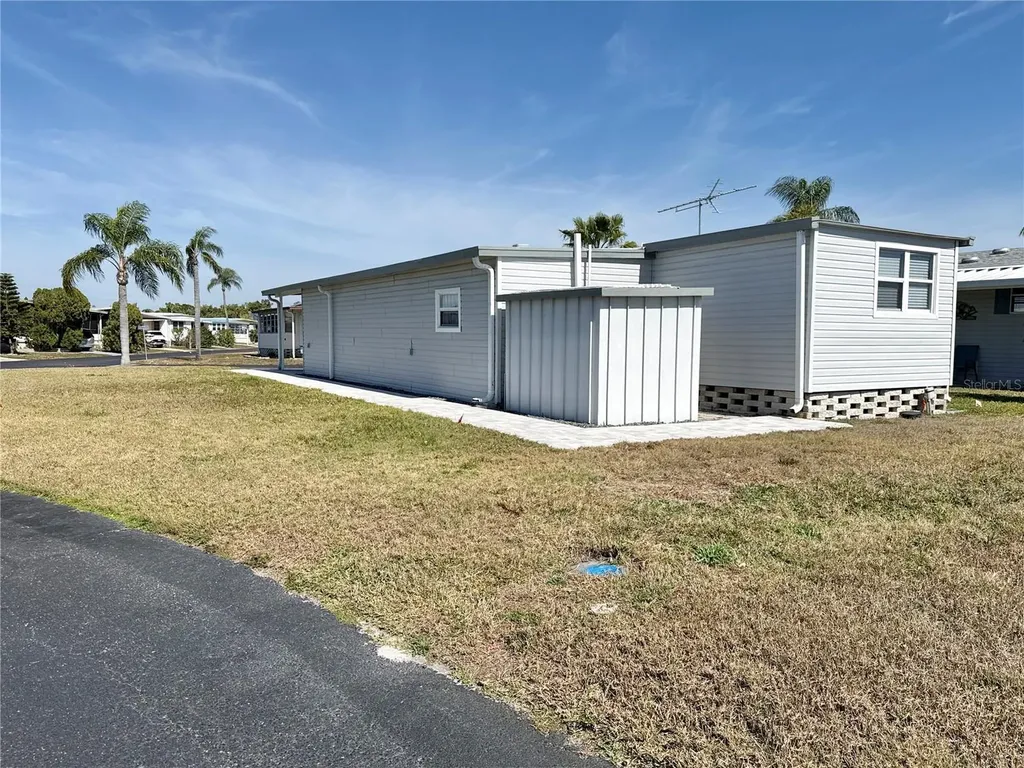 606 Mount Lancaster Avenue NE St Petersburg FL 33702