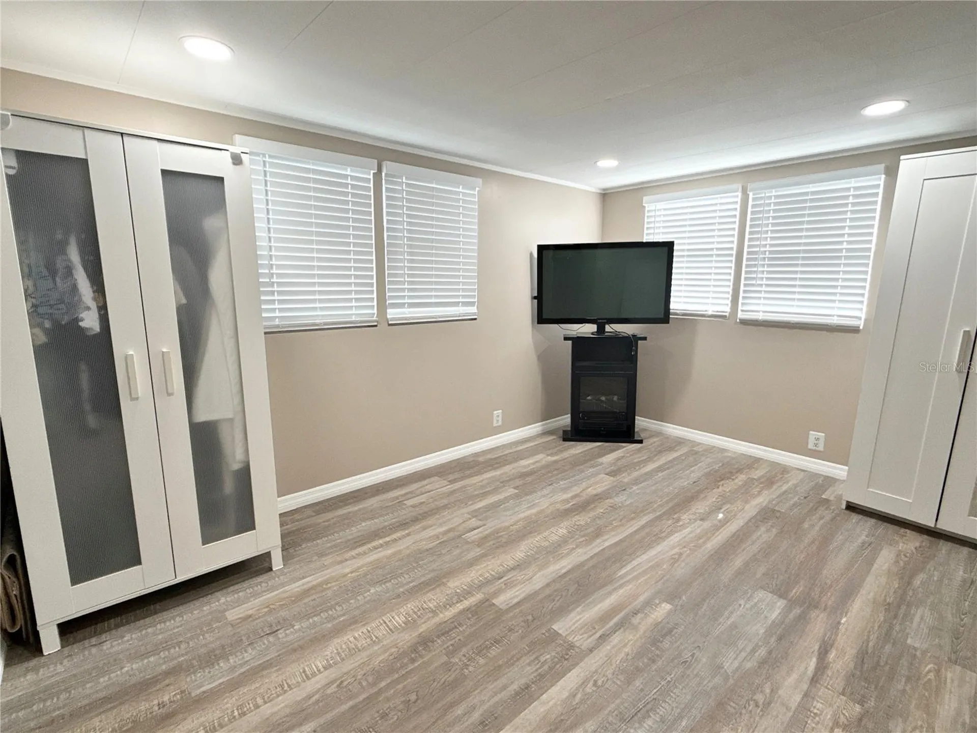 606 Mount Lancaster Avenue NE St Petersburg FL 33702