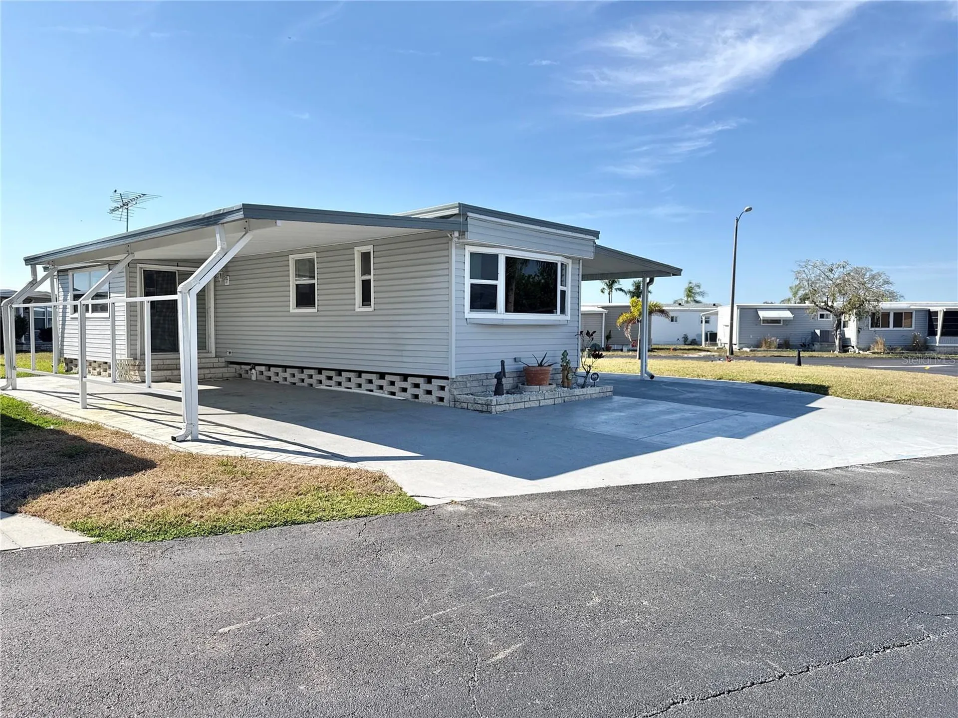 606 Mount Lancaster Avenue NE St Petersburg FL 33702