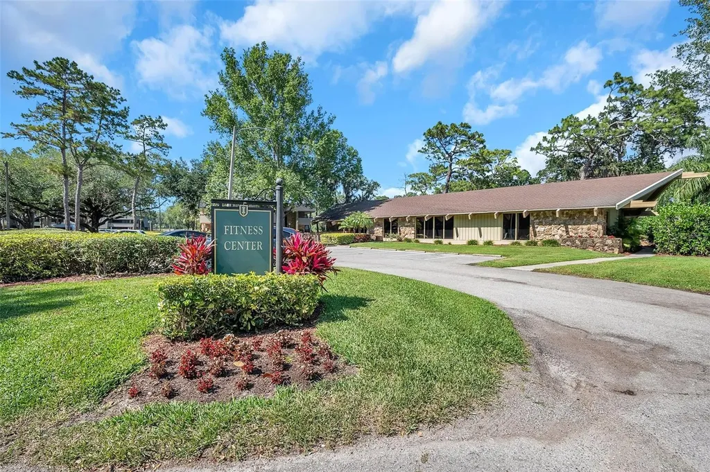 36750 Us Highway 19 N Palm Harbor FL 34684