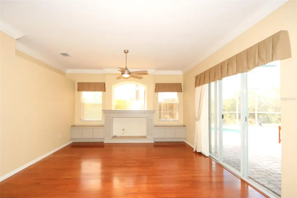 8506 Coral Creek Loop Hudson FL 34667