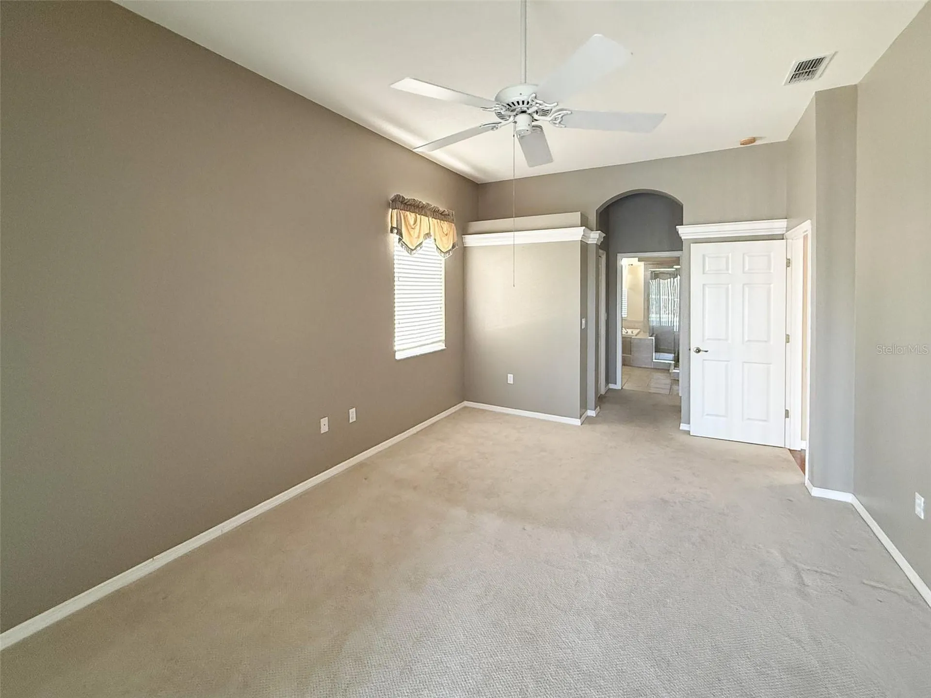 8506 Coral Creek Loop Hudson FL 34667