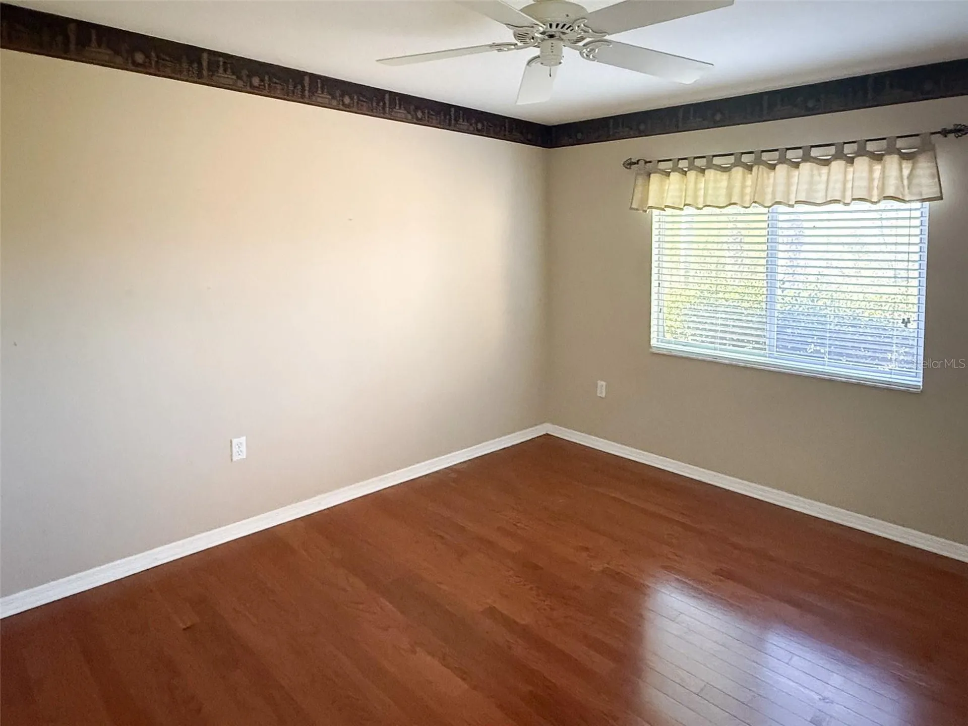 8506 Coral Creek Loop Hudson FL 34667