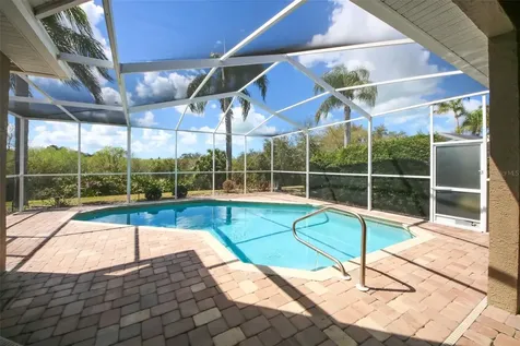 8506 Coral Creek Loop Hudson FL 34667